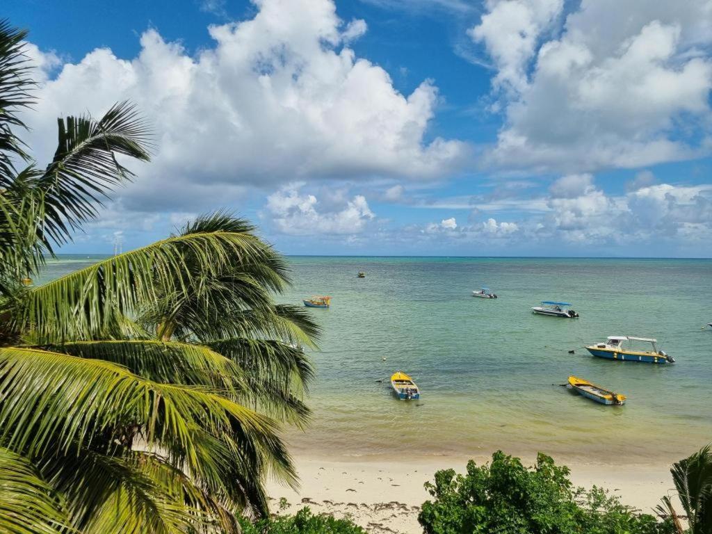 Diamond Plaza Hotel Grand Anse  Bagian luar foto